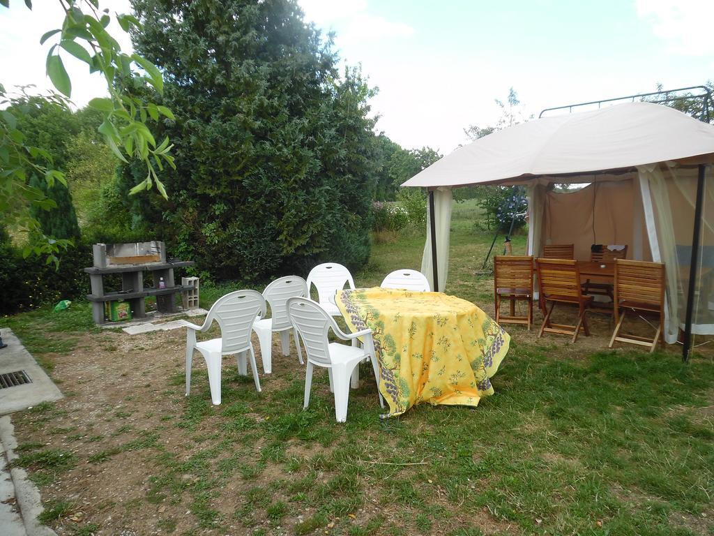 Perledelaube Villa Precy-Notre-Dame Bagian luar foto